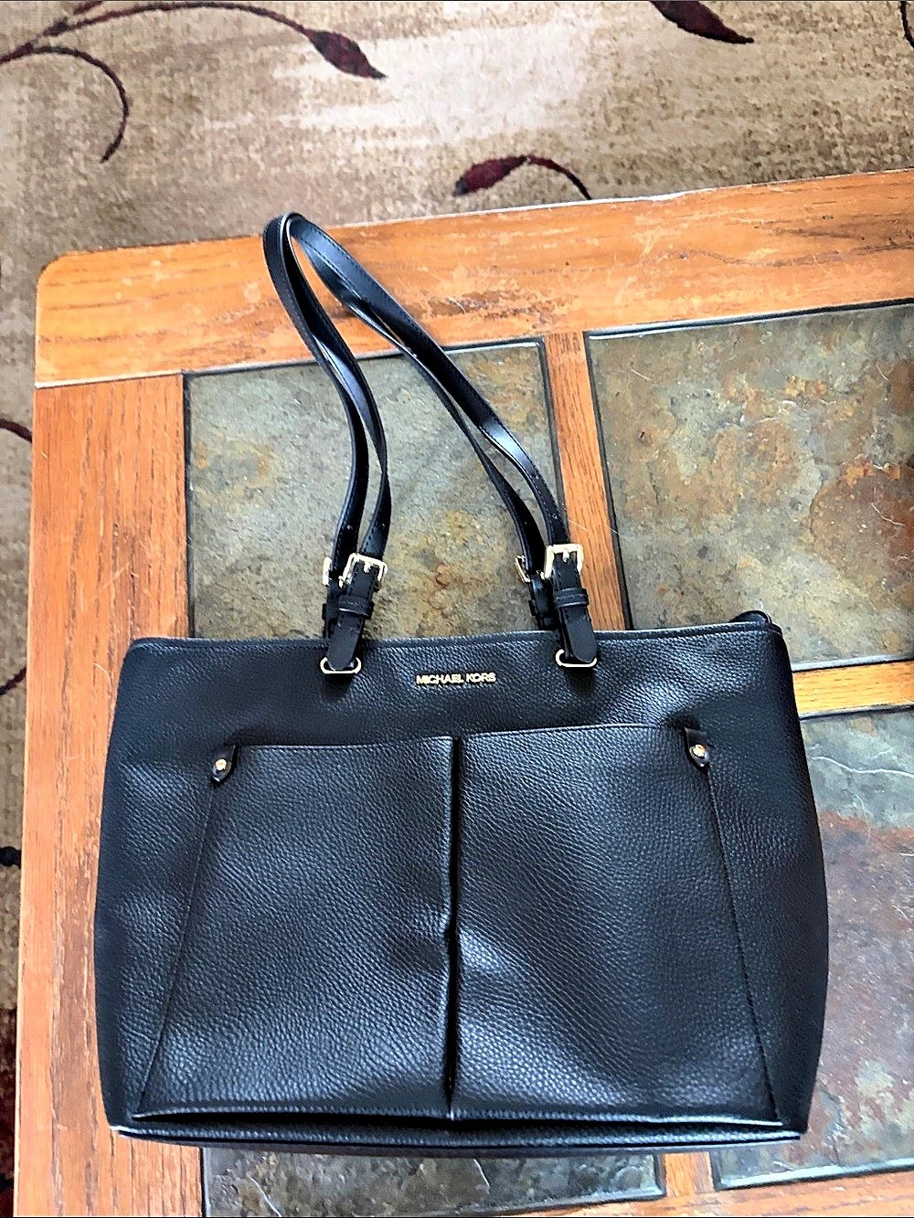 Michael Kors Voyager East West Top Zip Tote Black